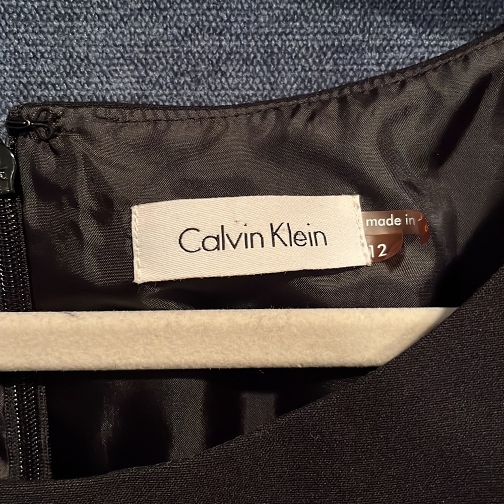 Calvin Klein Black and Cream Colorblock Midi Dress - Picture 4 of 5